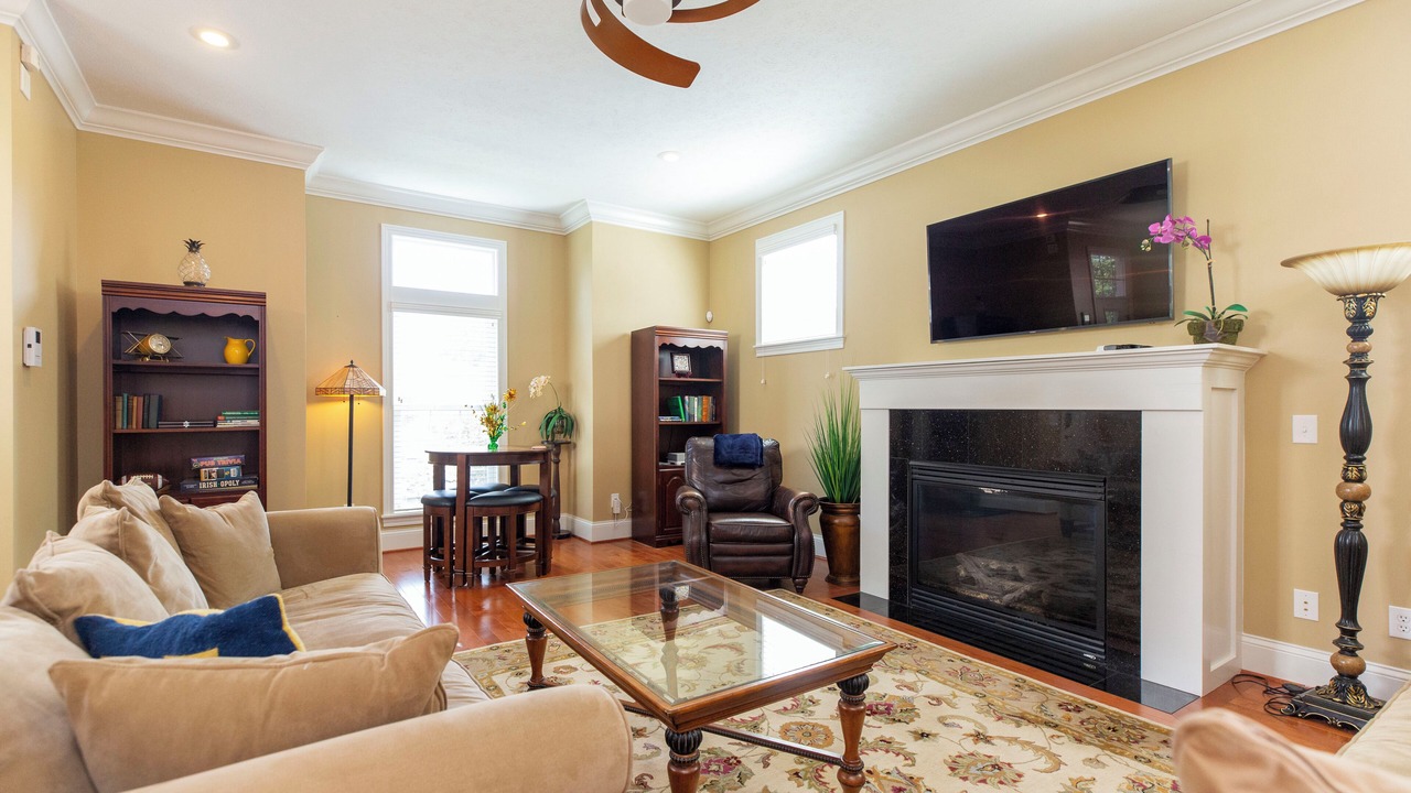 Photo of Livingroom in Northeast South Bend