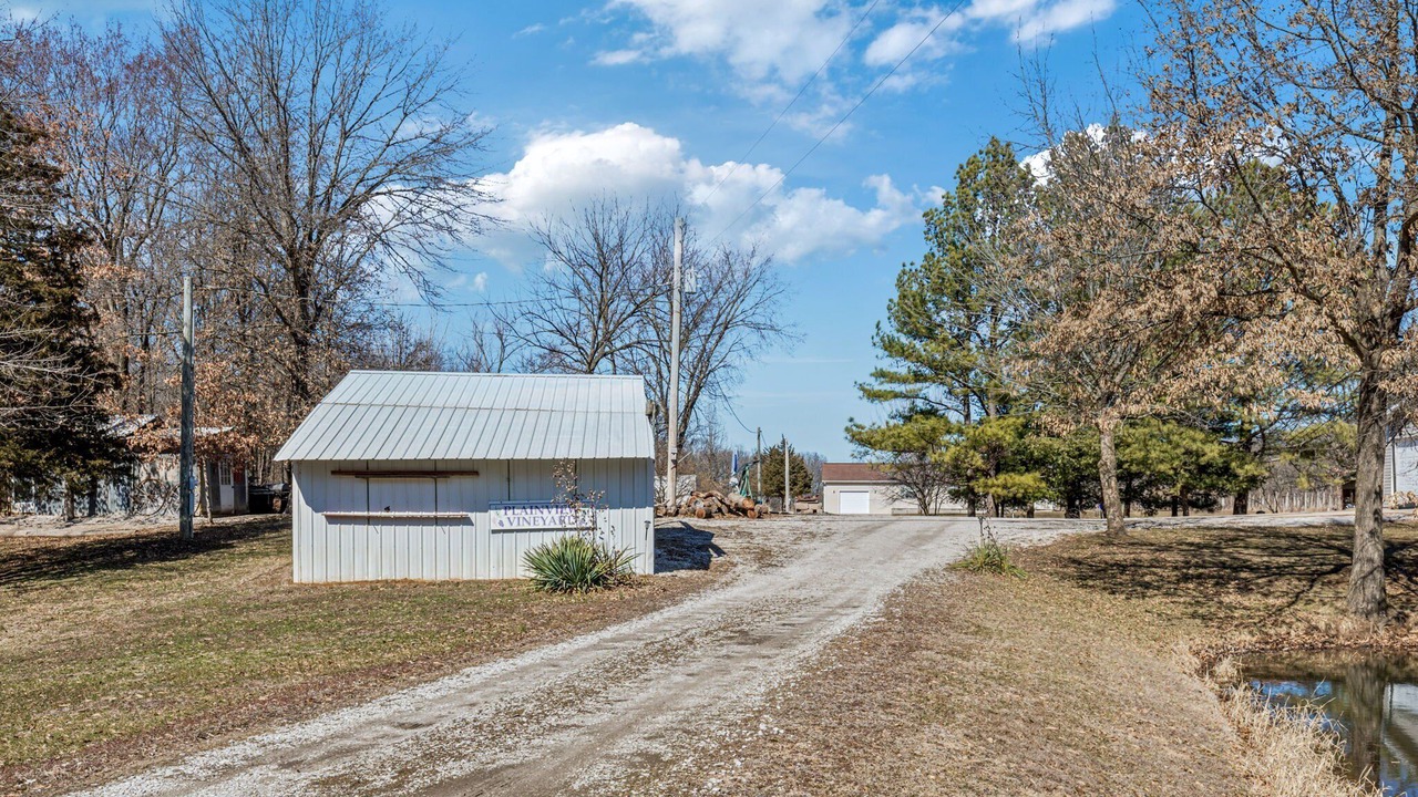 Photo of Outdoor in Plainview