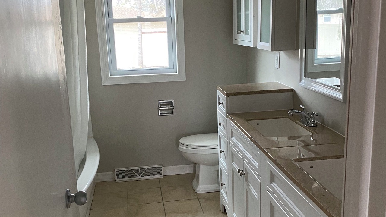 Photo of Bathroom in Howard
