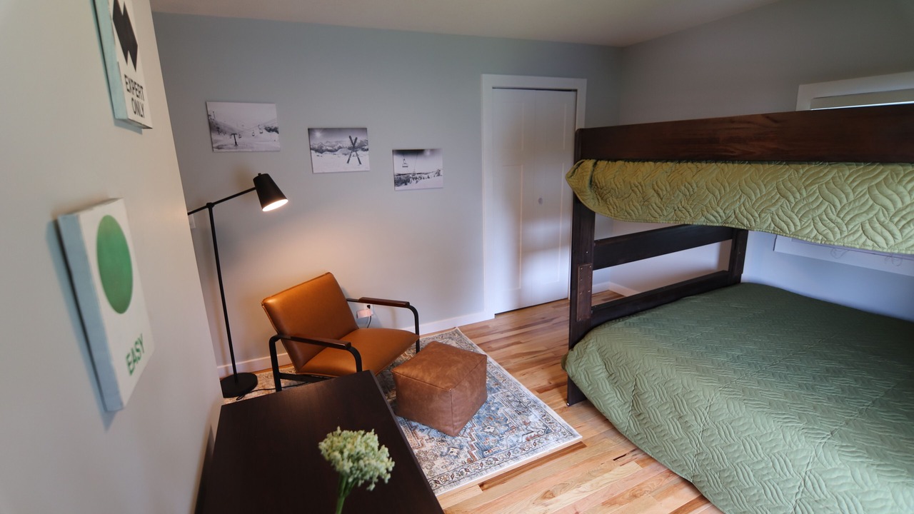 Photo of Bedroom in Central Lake