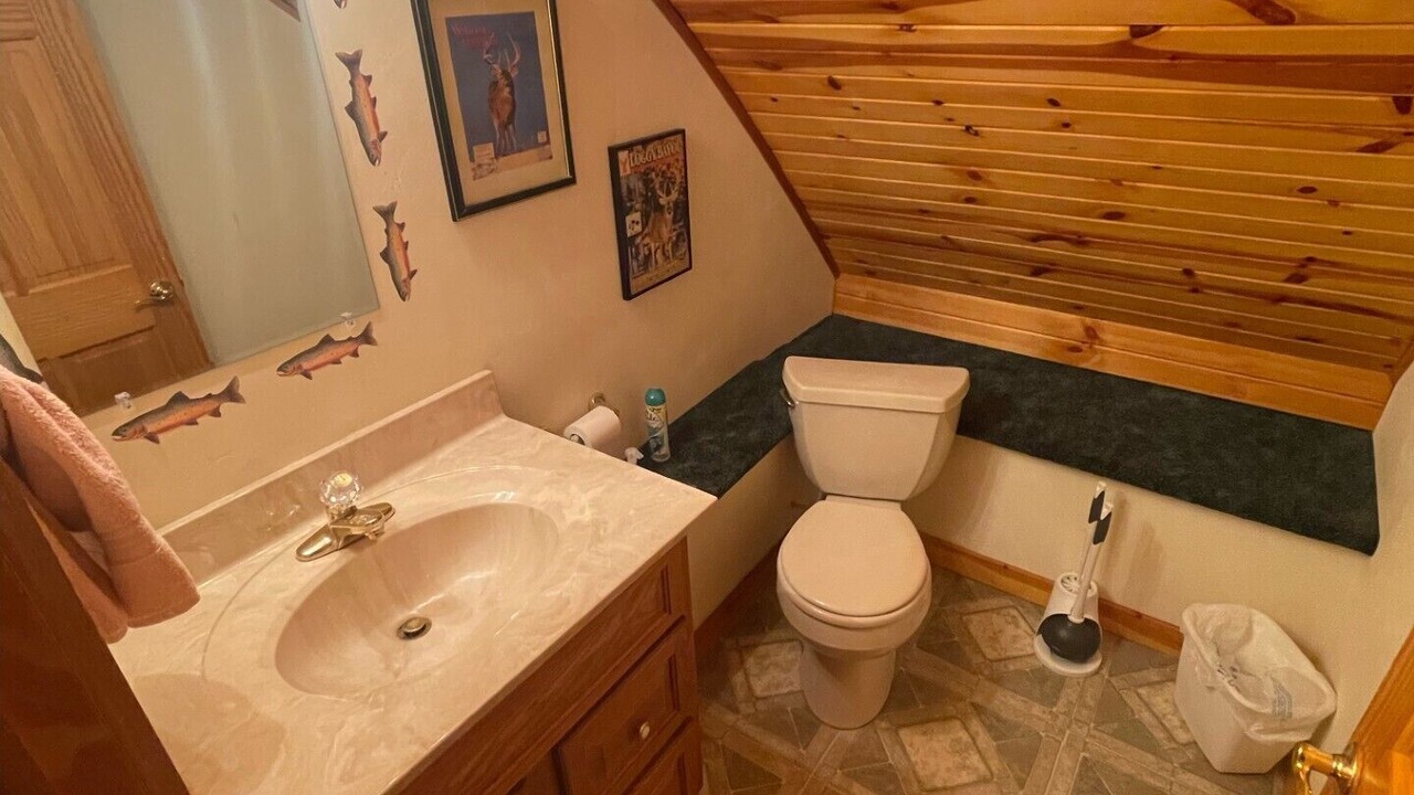 Photo of Bathroom in Armstrong Creek