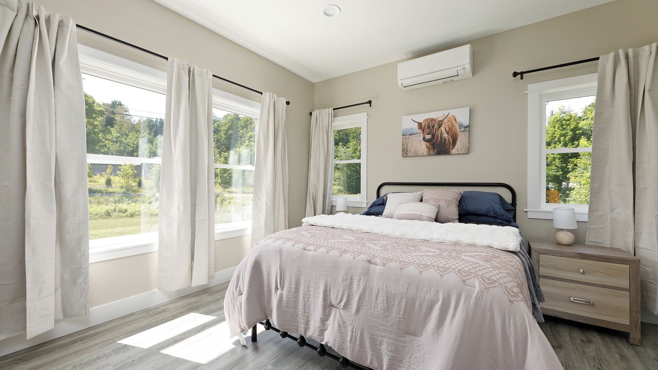 Photo of Bedroom in Cedar