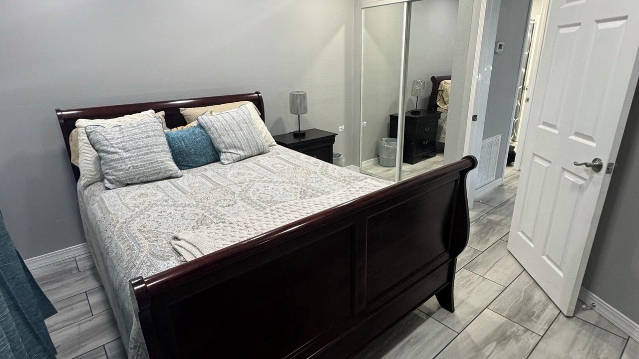 Photo of Bedroom in Claiborne