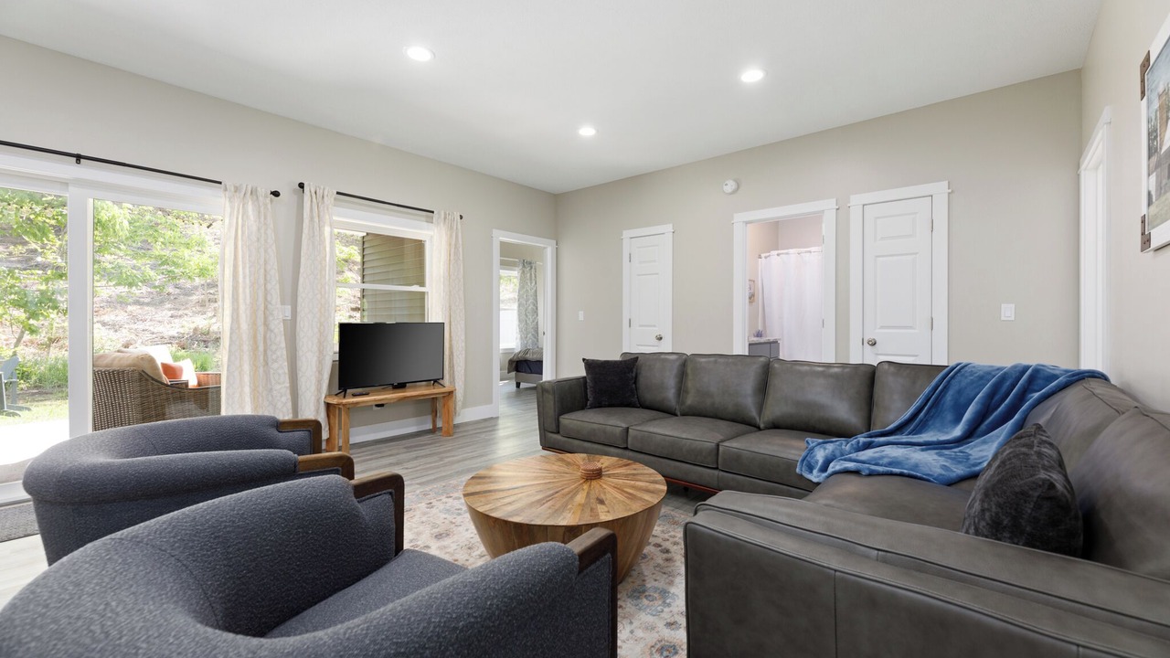 Photo of Livingroom in Cedar