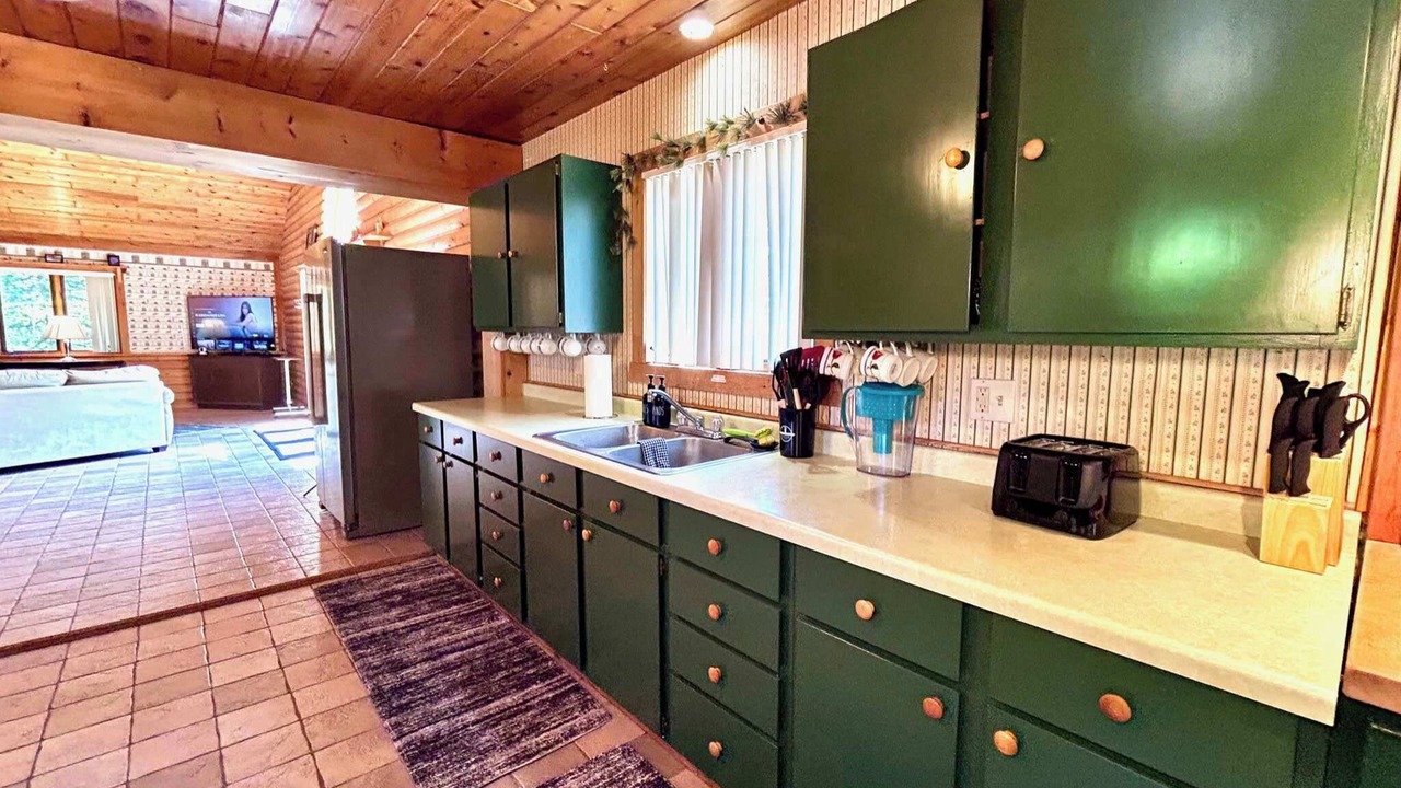 Photo of Kitchen in Bessemer