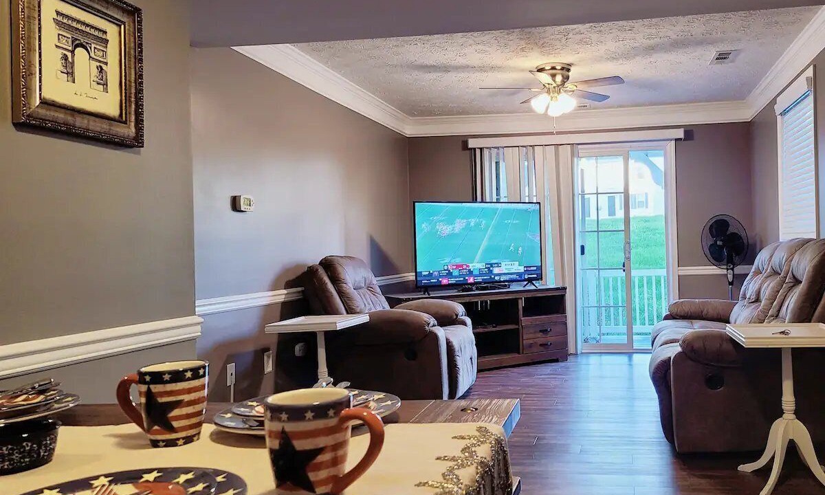 Photo of Livingroom in Lexington