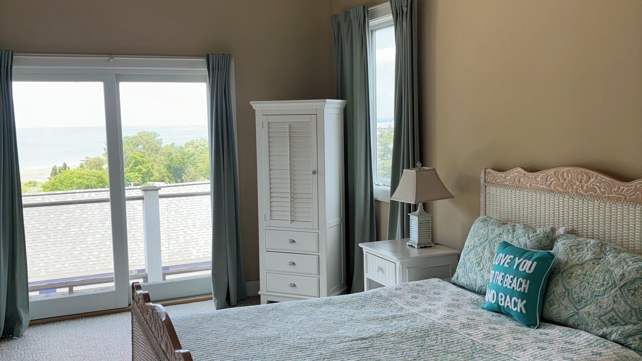 Photo of Bedroom in Michigan City