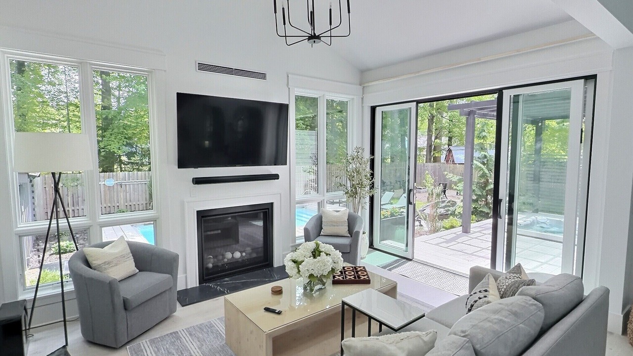 Photo of Livingroom in Shorewood-Tower Hills-Harbert
