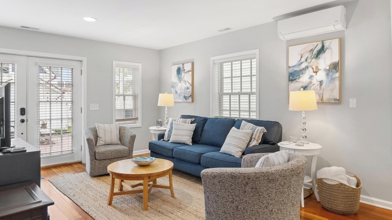 Photo of Livingroom in Harbor Springs