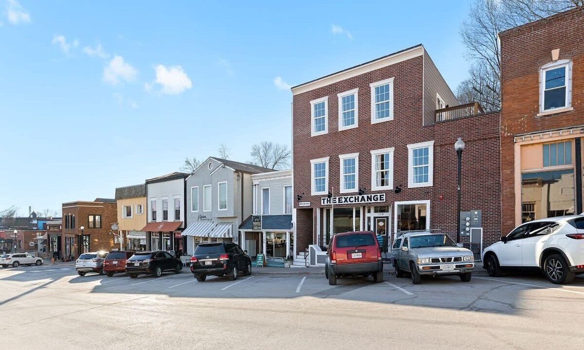 Photo of Outdoor in Parkville