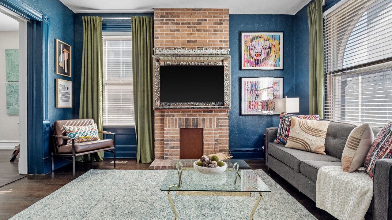 Photo of Livingroom in Shaw