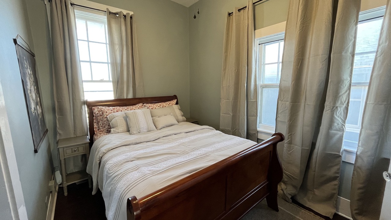 Photo of Bedroom in Hannibal