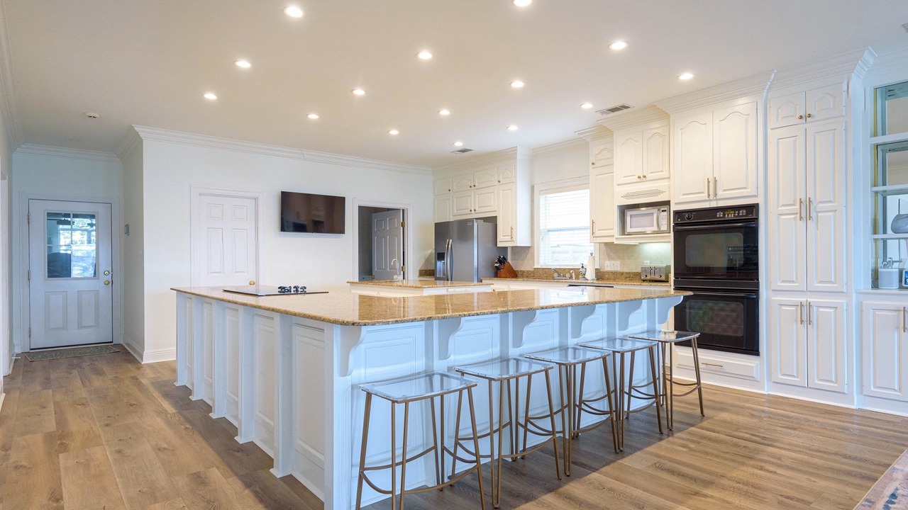 Photo of Kitchen in Oscar