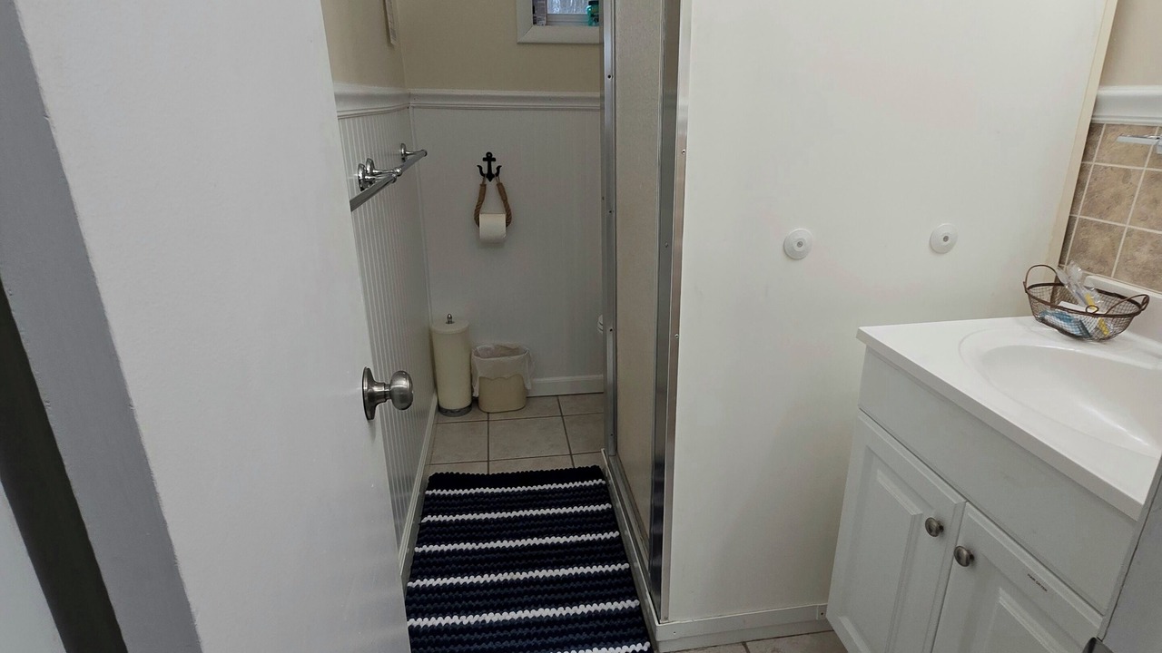 Photo of Bathroom in Smyrna
