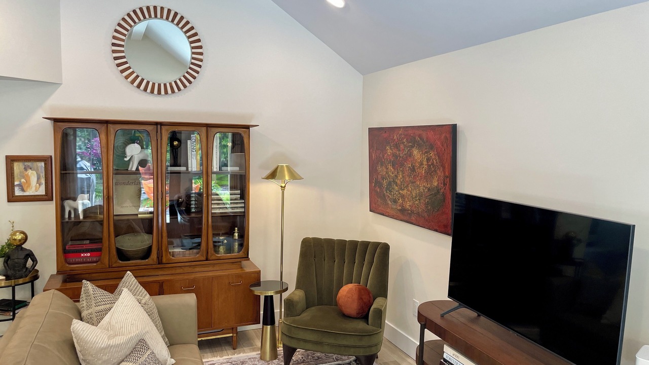 Photo of Livingroom in Saugatuck