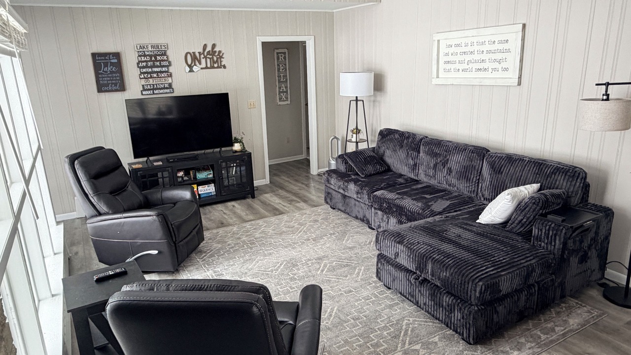 Photo of Livingroom in Beaver Dam