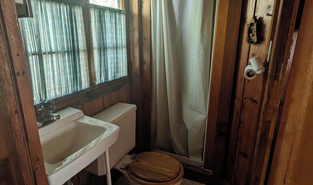 Photo of Bathroom in Kewadin