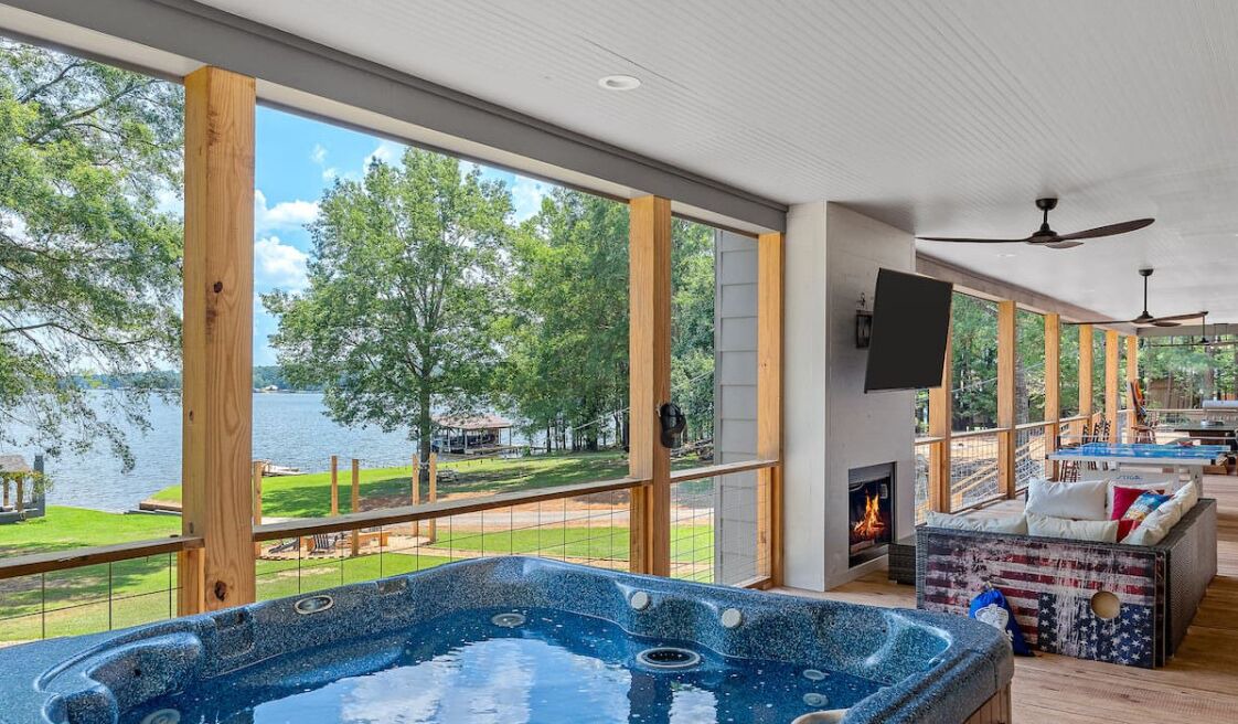 Photo of Patio Balcony in Homer