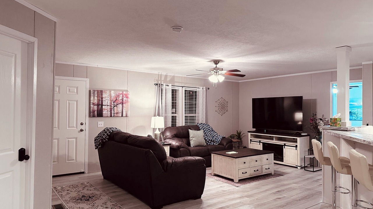 Photo of Livingroom in Laketon