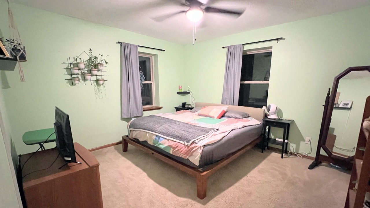 Photo of Bedroom in Black Wolf