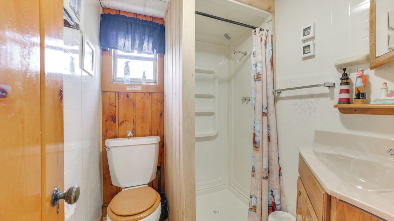 Photo of Bathroom in Onaway