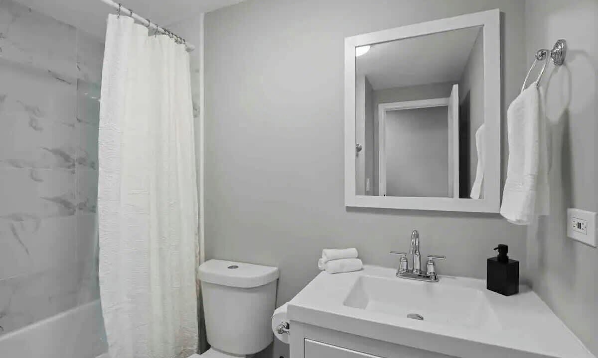 Photo of Bathroom in Forestview