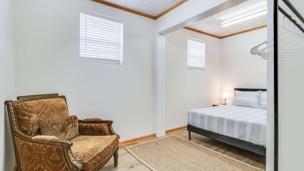 Photo of Bedroom in Abbeville