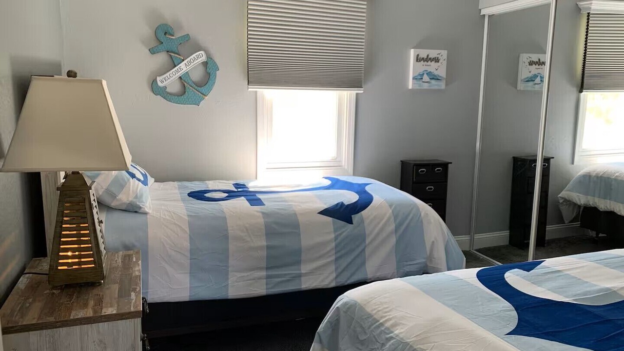 Photo of Bedroom in Tawas City