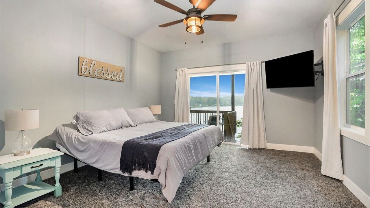 Photo of Bedroom in Smyrna
