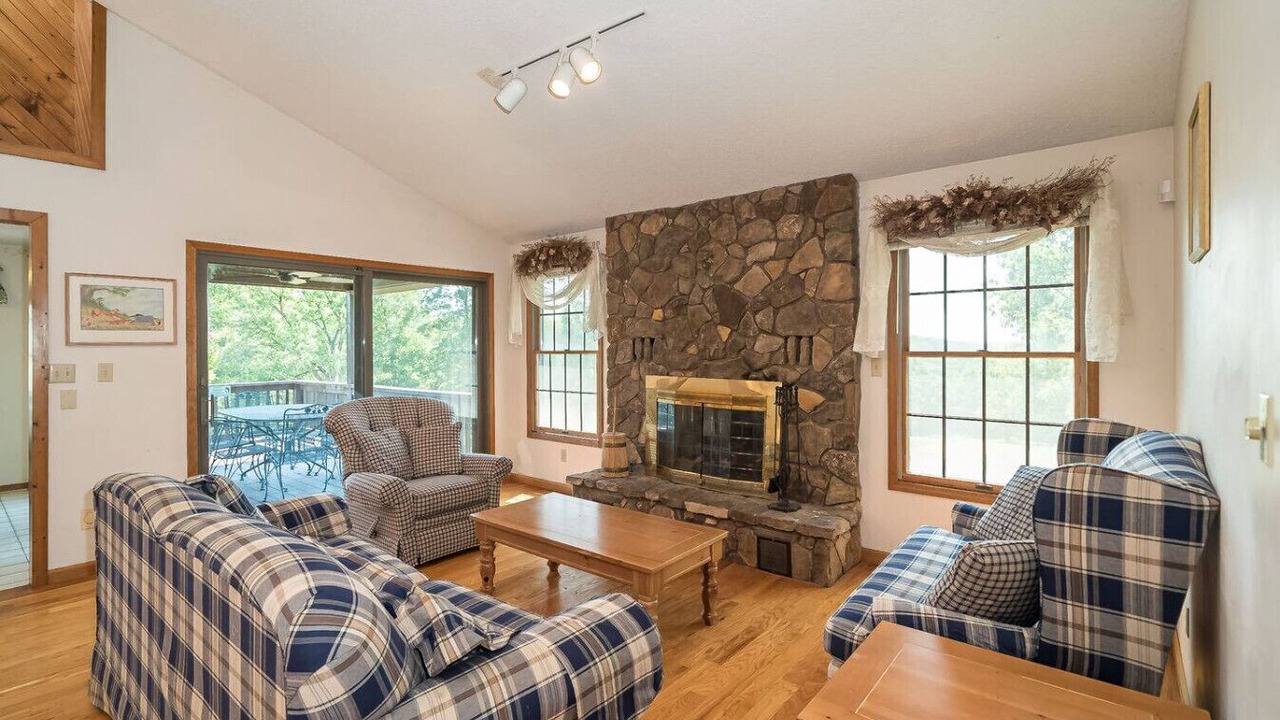 Photo of Livingroom in Bonne Terre