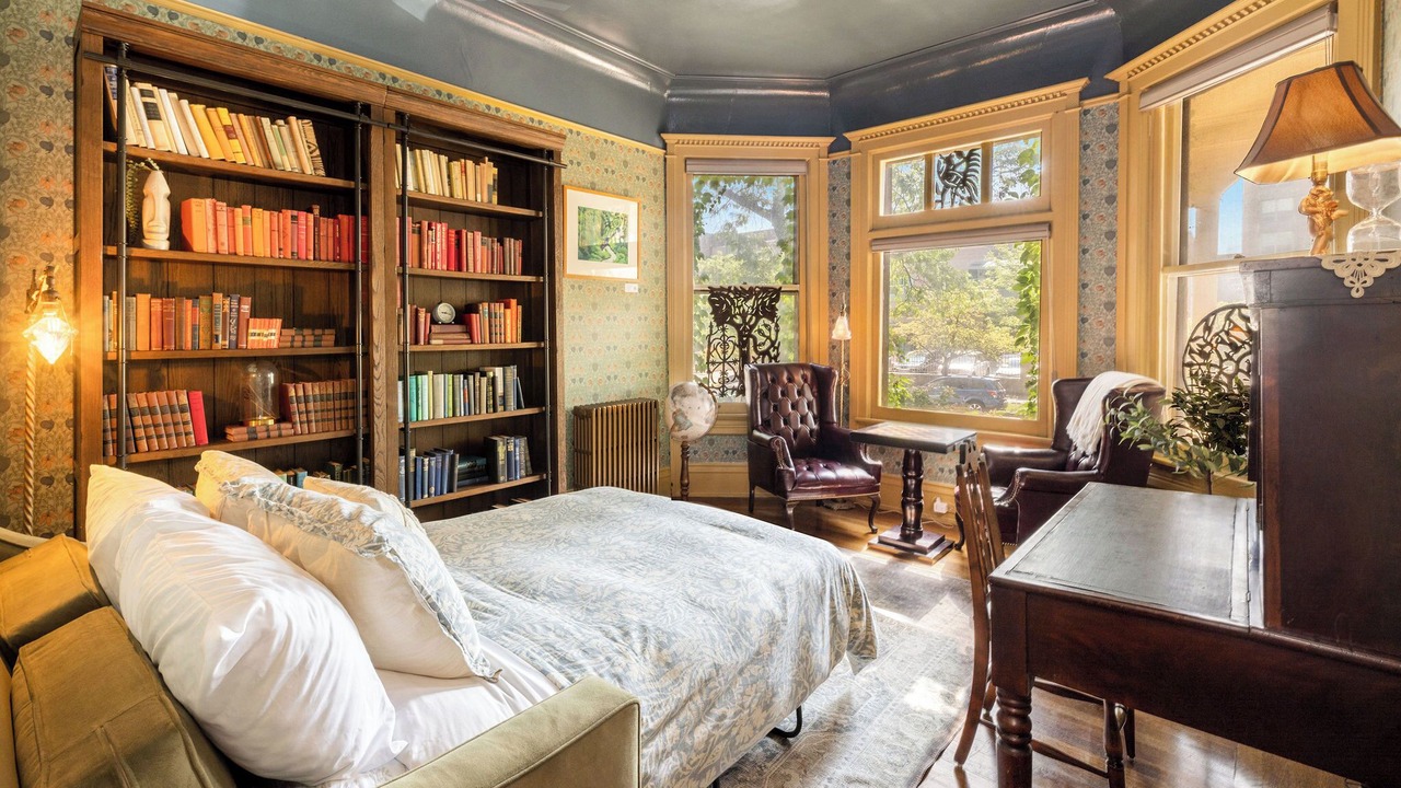 Photo of Bedroom in Lower East Side
