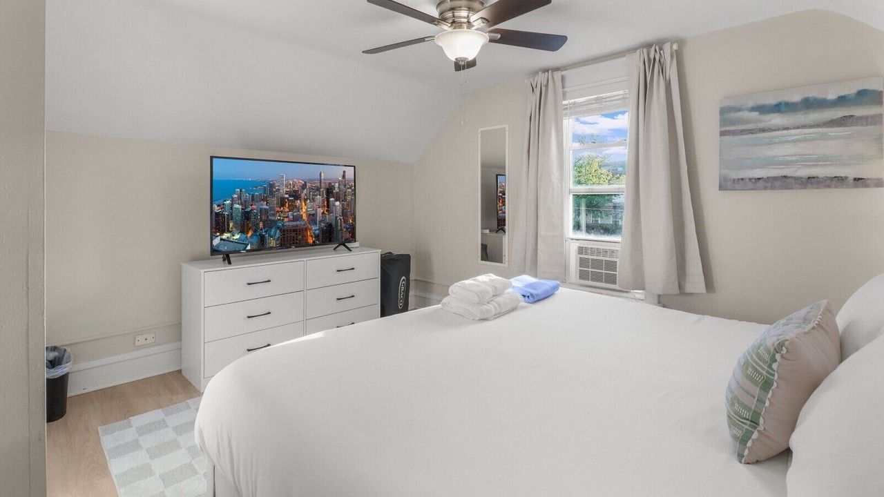Photo of Bedroom in Libertyville