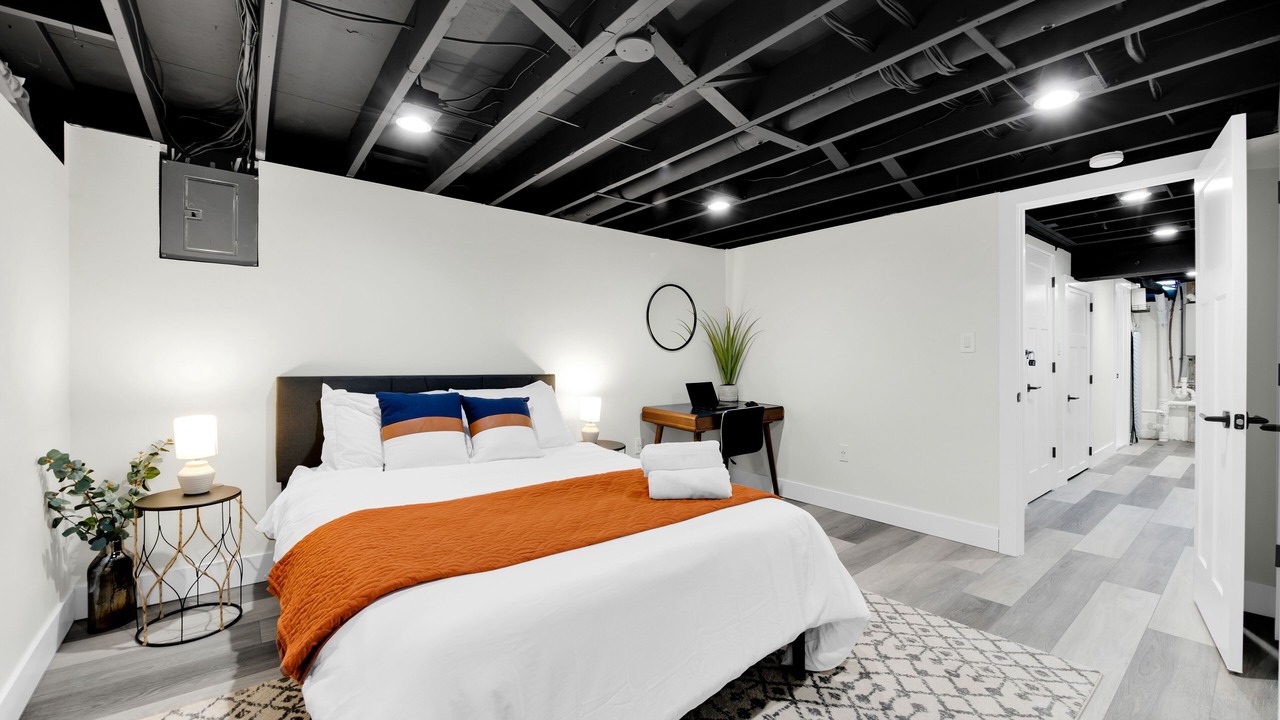 Photo of Bedroom in Madison Heights