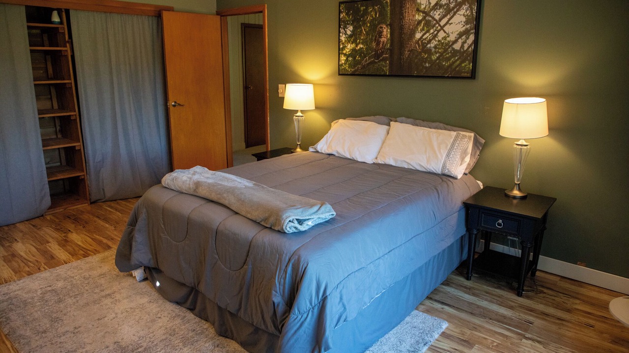 Photo of Bedroom in Athelstane