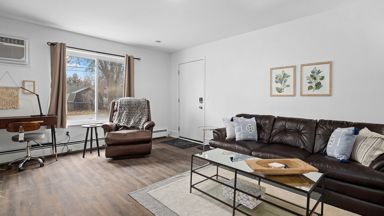 Photo of Bedroom in Mount Clemens