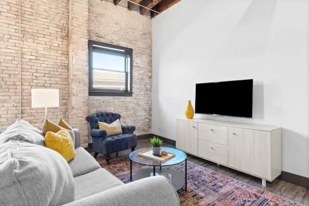 Photo of Livingroom in Downtown St. Louis