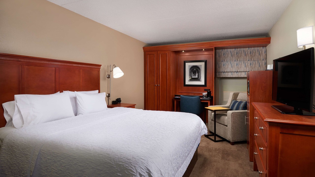 Photo of Bedroom in Bryant Pattengill East