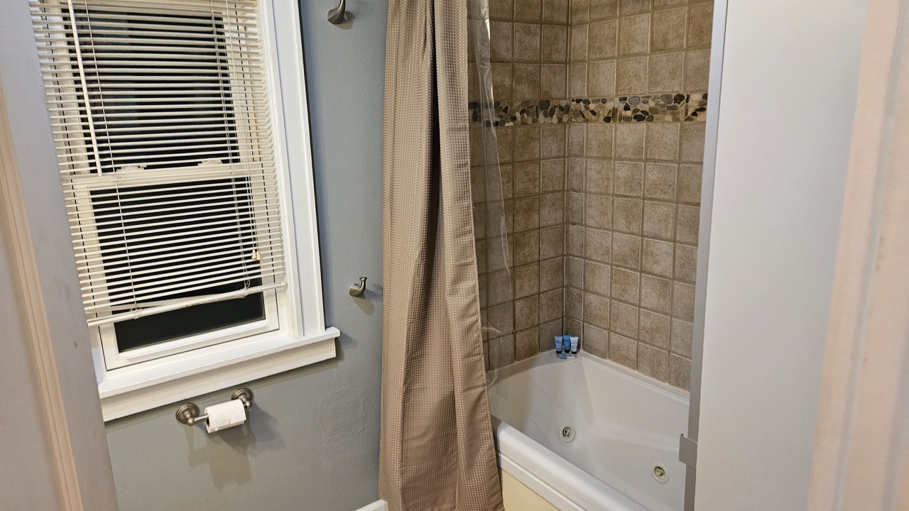 Photo of Bathroom in Shorewood