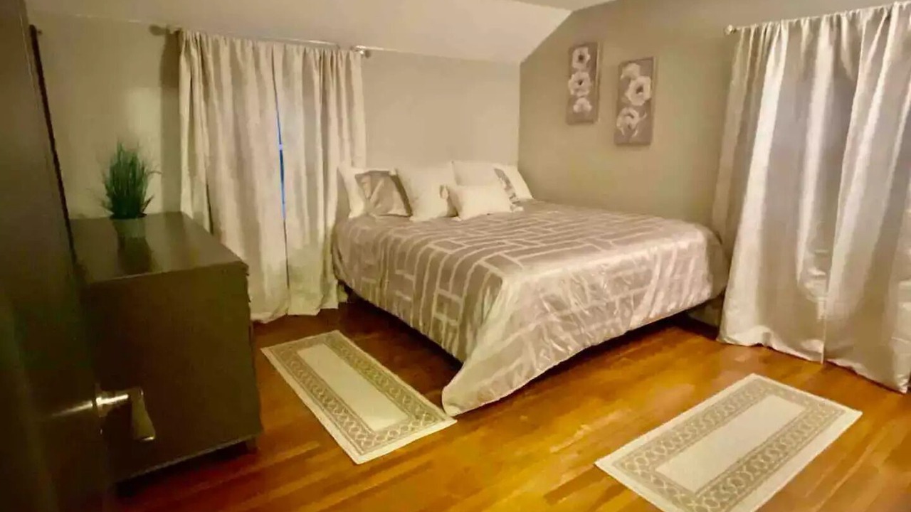 Photo of Bedroom in New Haven