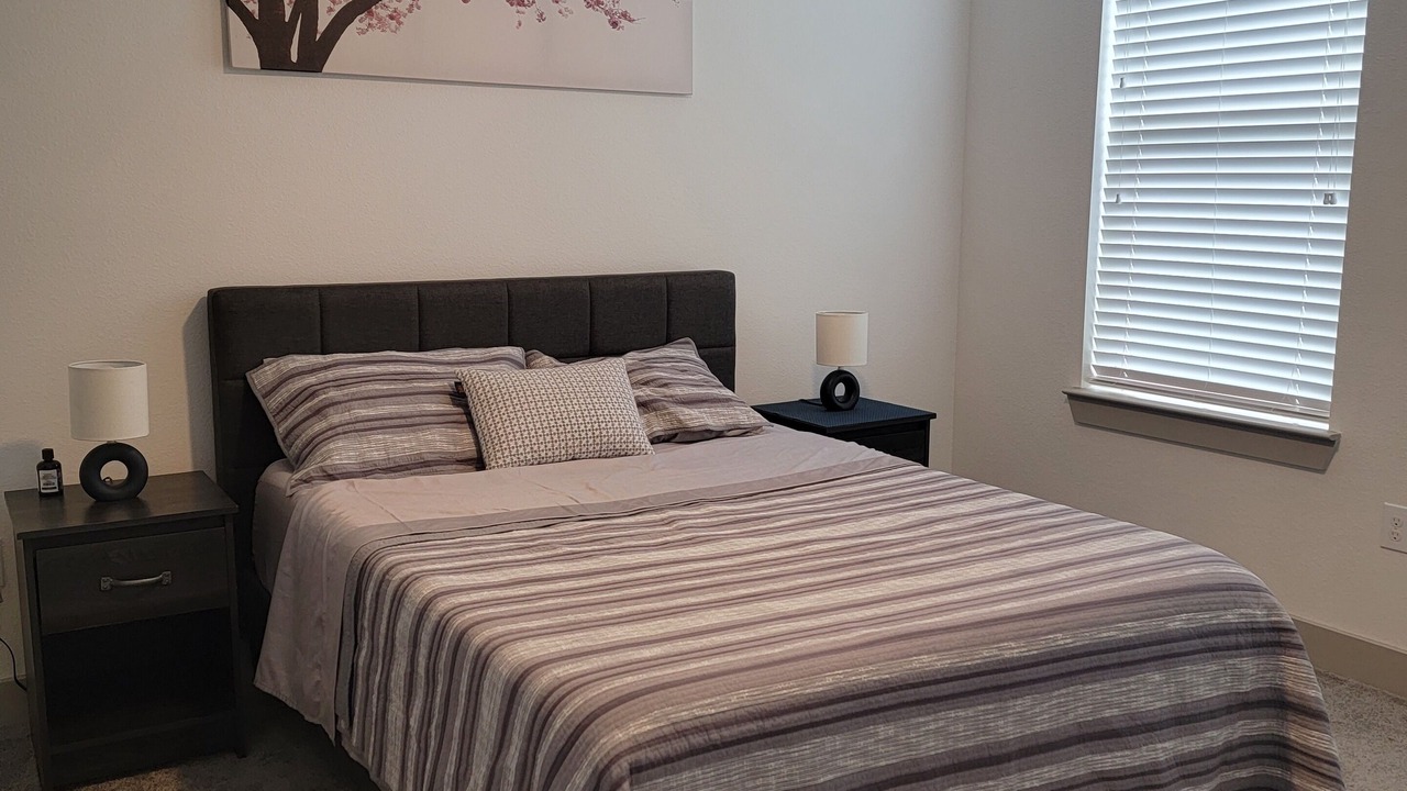 Photo of Bedroom in Farmers Branch
