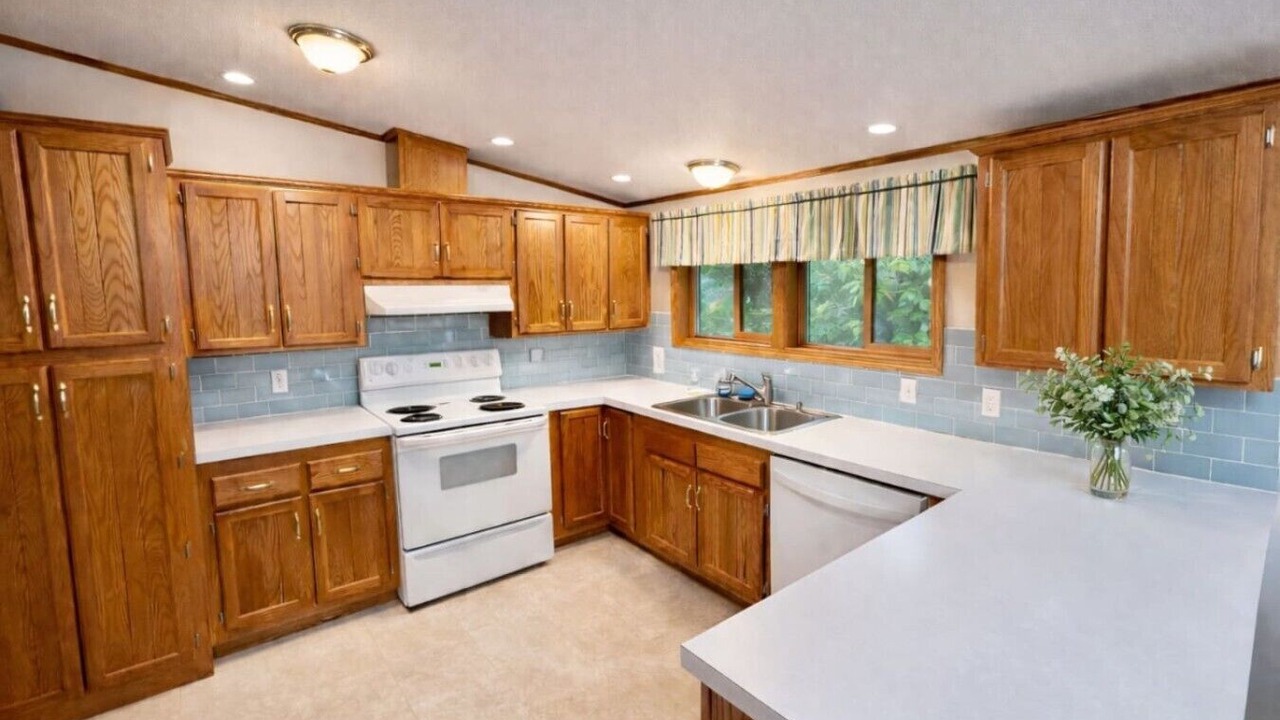 Photo of Kitchen in Rowleys Bay