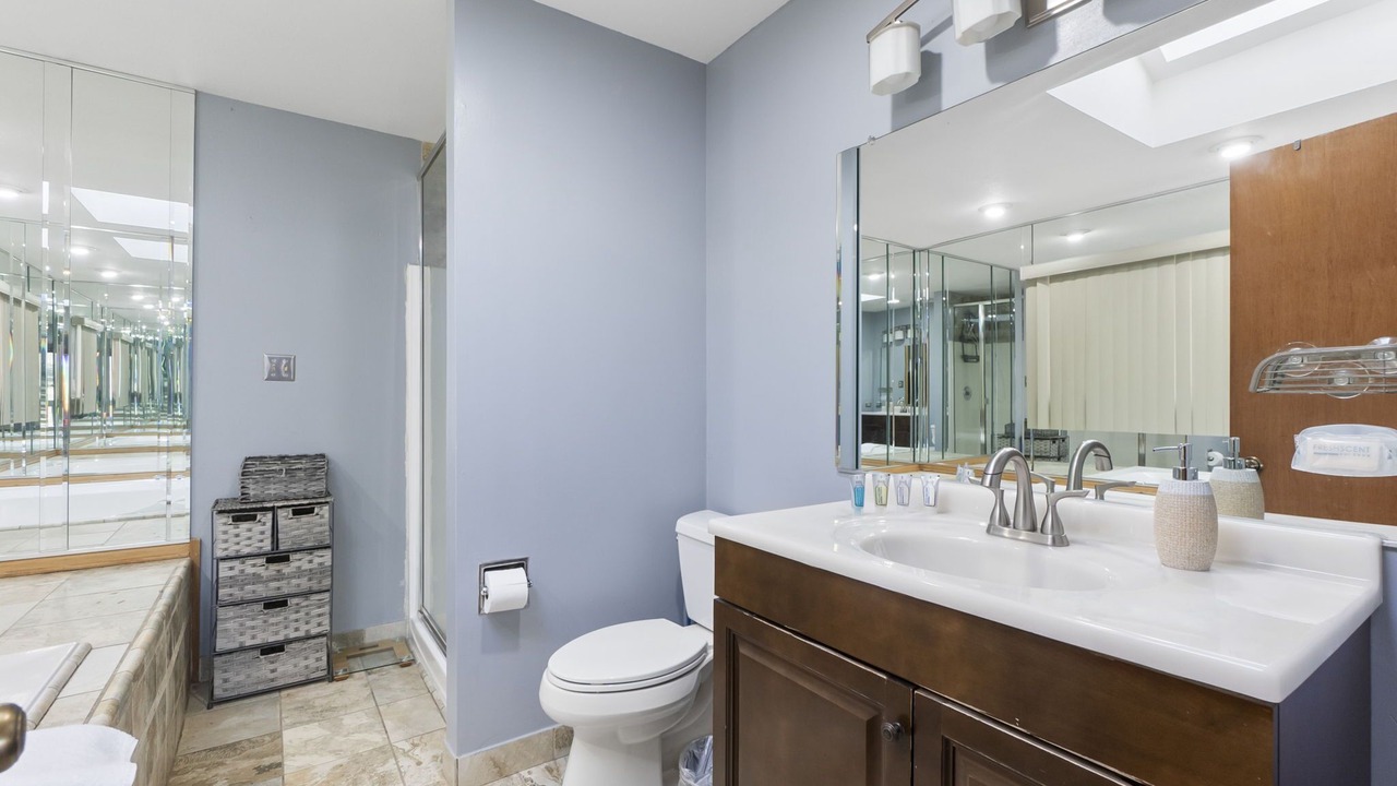 Photo of Bathroom in Country Club Hills