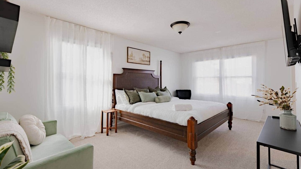 Photo of Bedroom in Midland