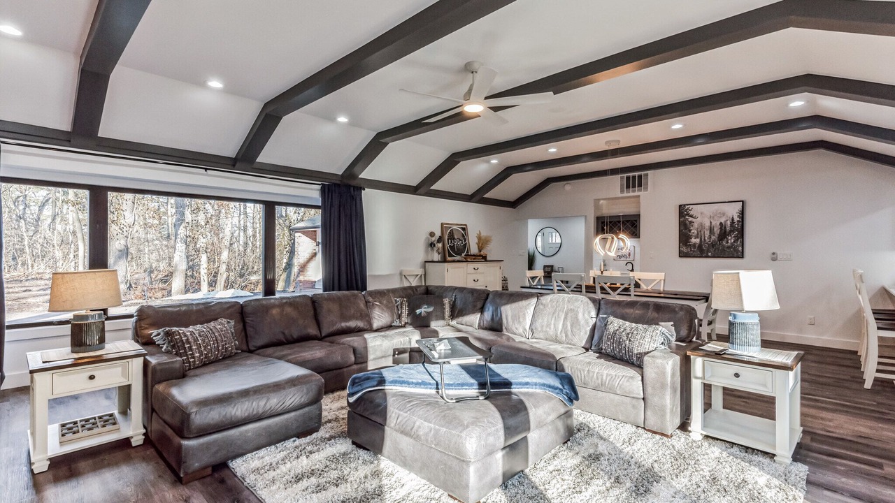 Photo of Bedroom in Niles
