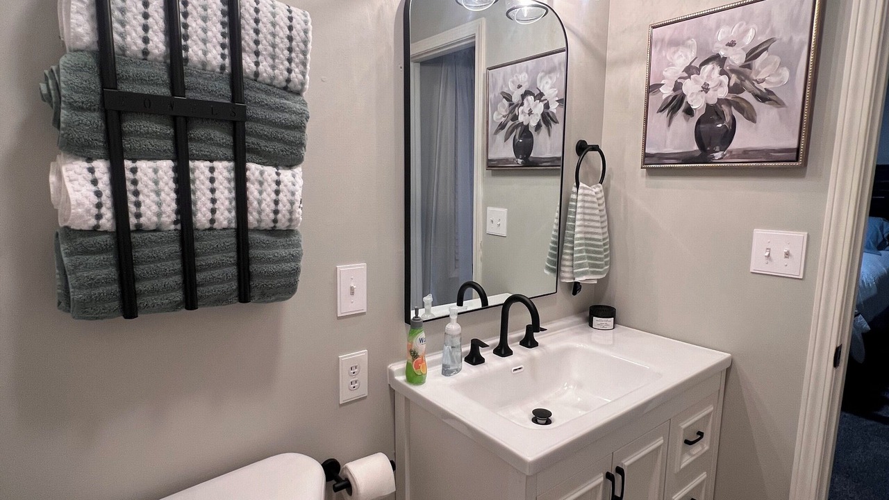 Photo of Bathroom in Benton