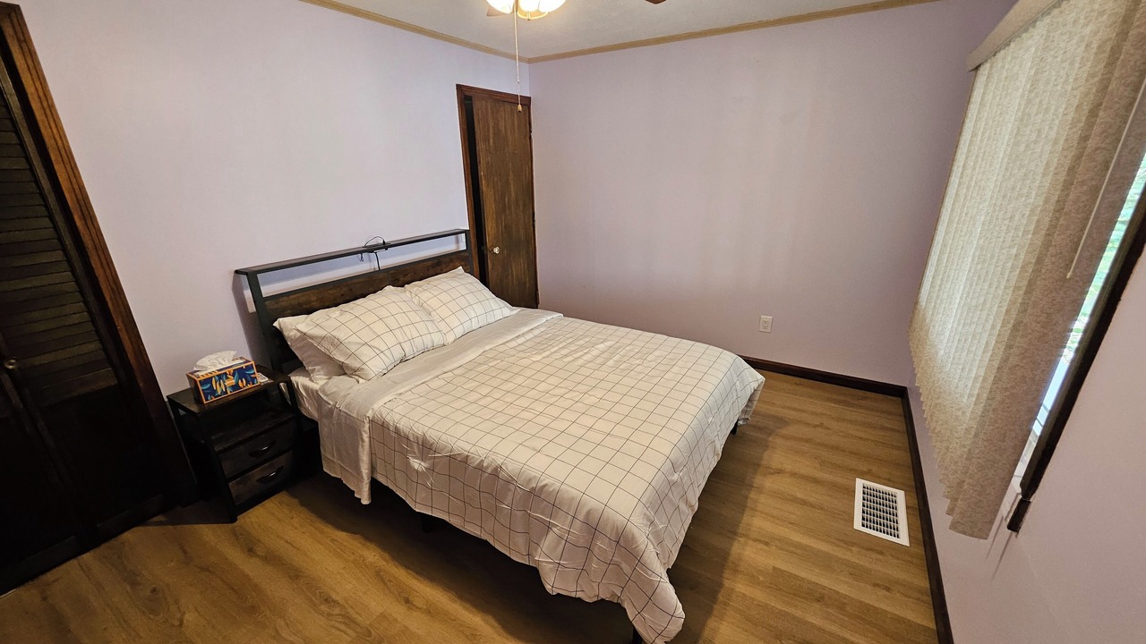 Photo of Bedroom in Kendall