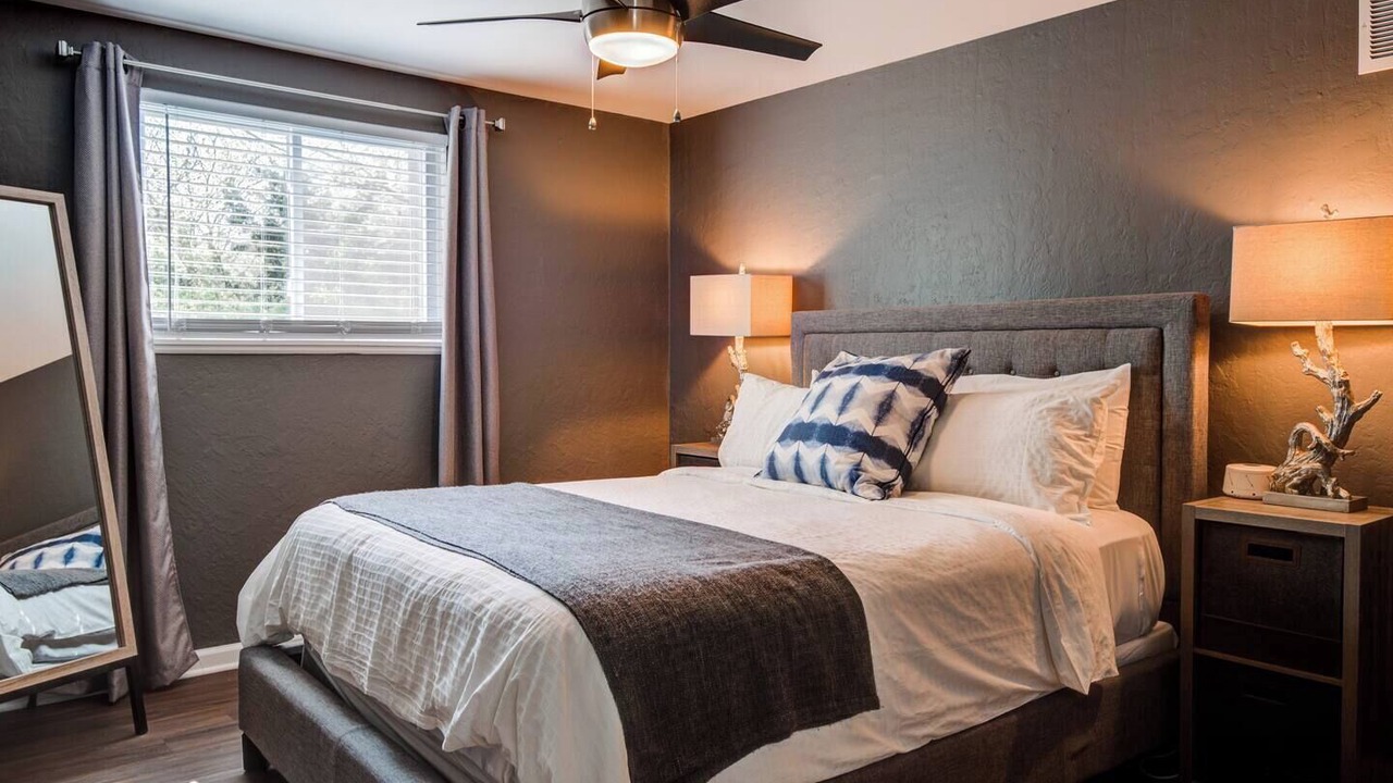 Photo of Bedroom in Rosedale