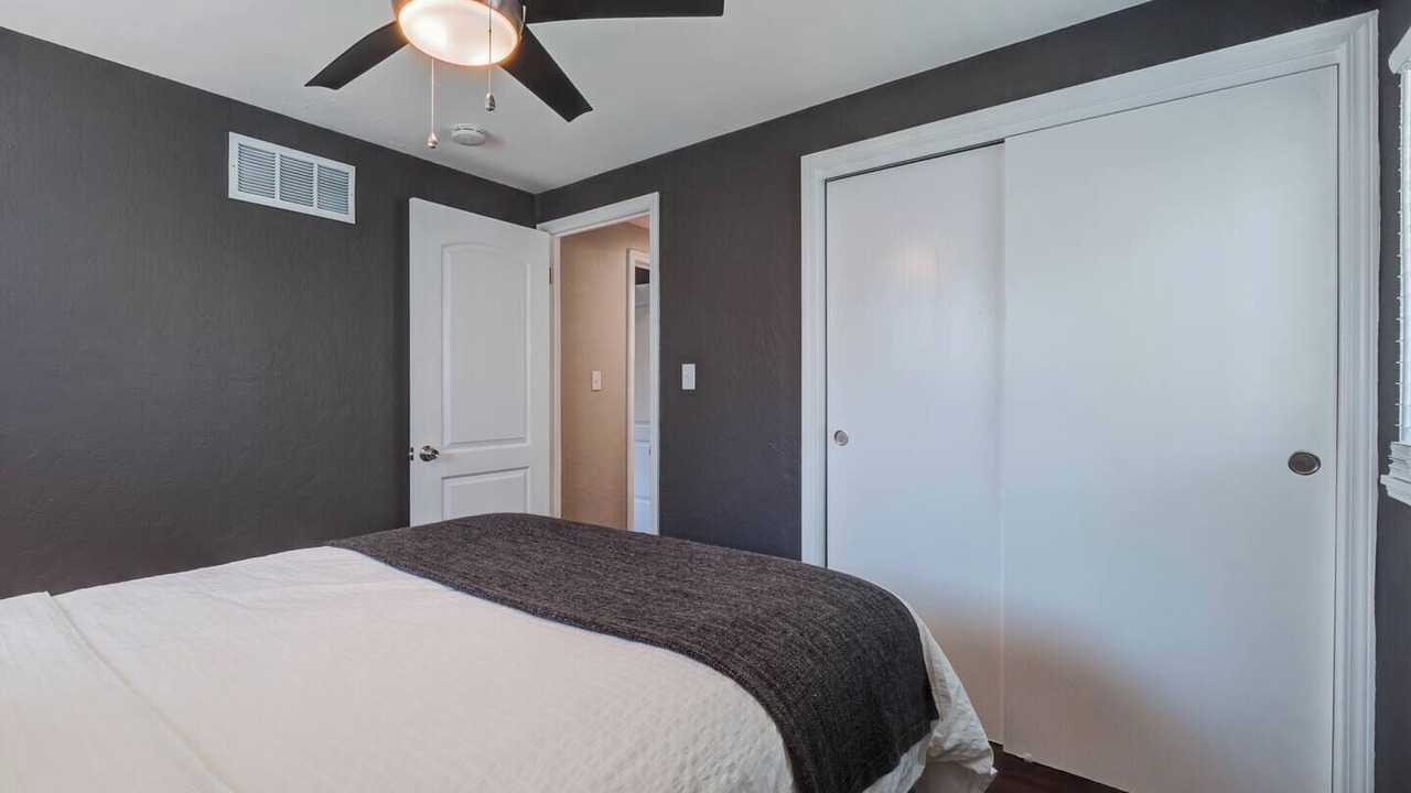Photo of Bedroom in Rosedale