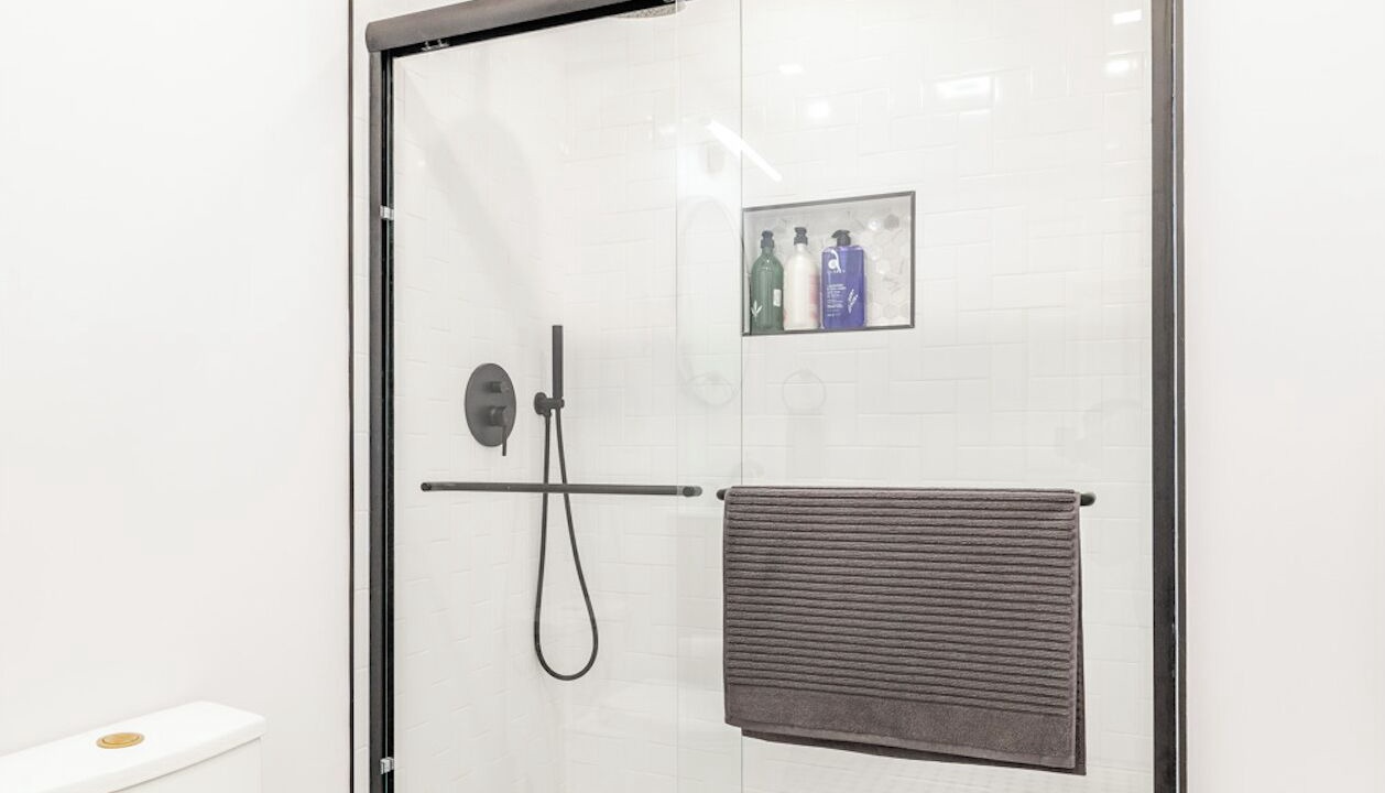 Photo of Bathroom in Lake Dalecarlia