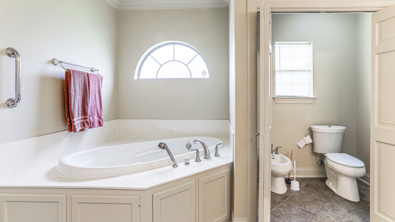 Photo of Bathroom in Zachary